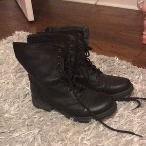 Steve Madden Boots